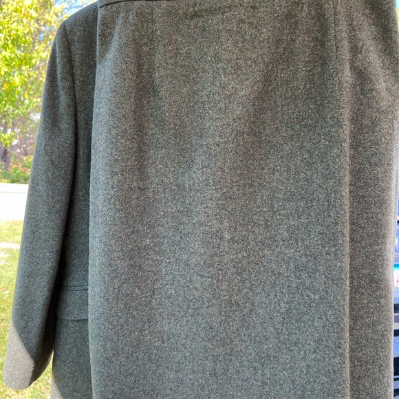 Country Shop vintage wool suit. Jacket size 10. Skirt 12 - Picture 5 of 6